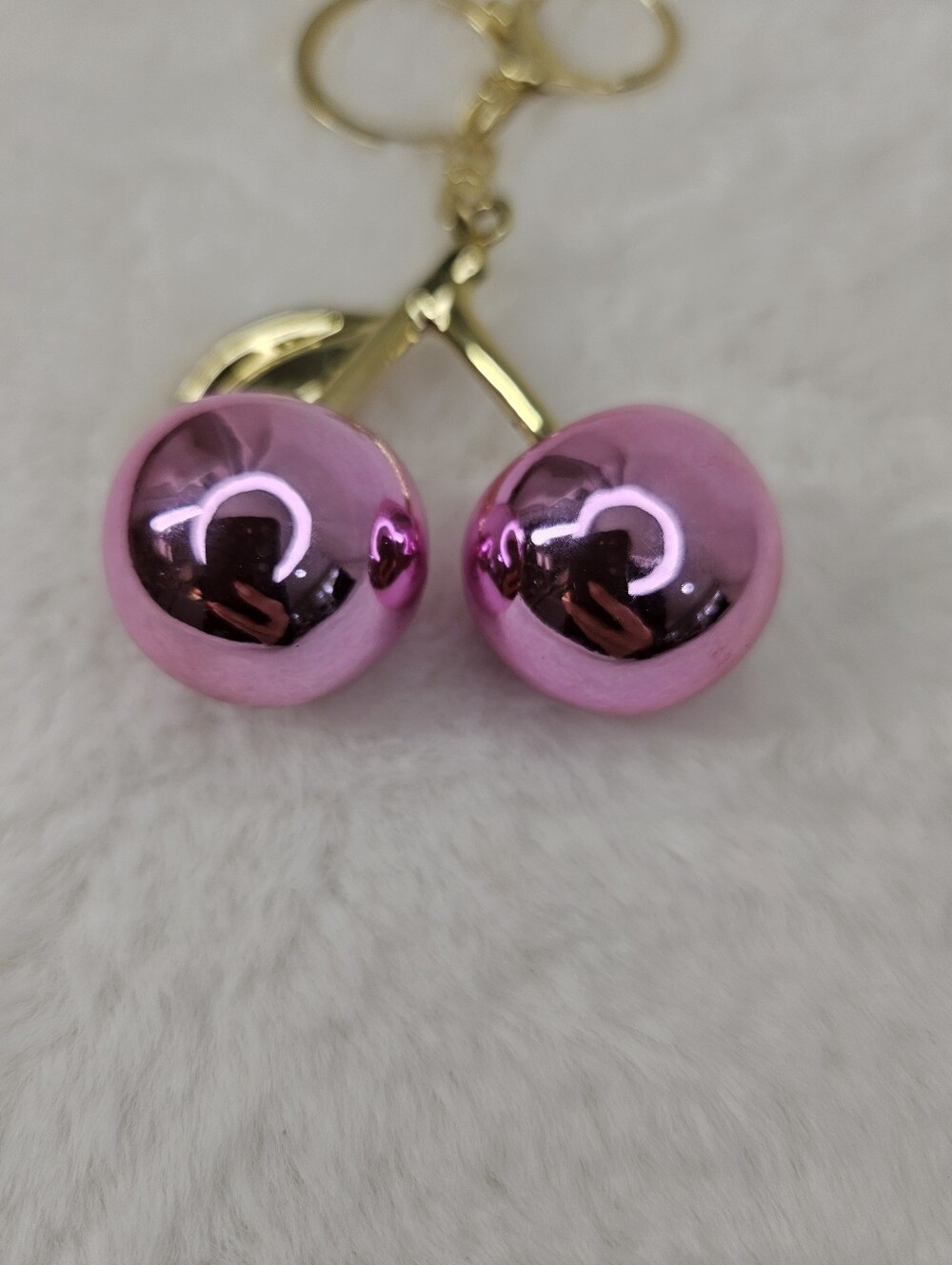 Pink Chrome Metallic Cherry Keychain Purse Charm NWOT - Picture 3 of 4